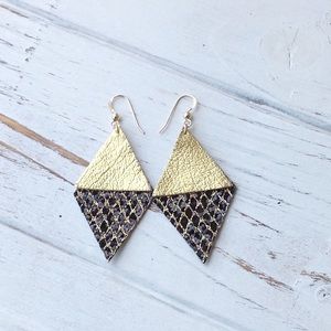 Leather earrings
